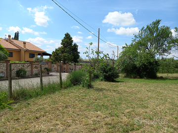 CASILINA attaccato a Roma lotto mq.4016