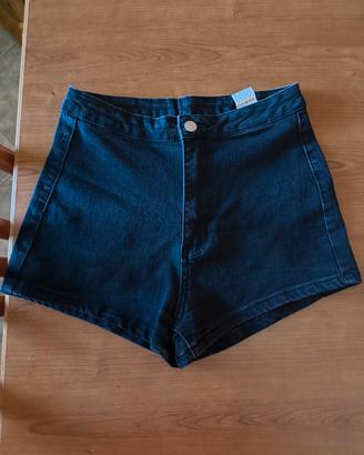 shorts neri SHEIN