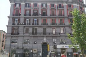 Stanze per Uffici professionali Piazza Garibaldi