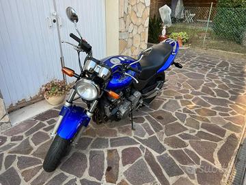 Honda Hornet 600 del 2001 iscritta ASI