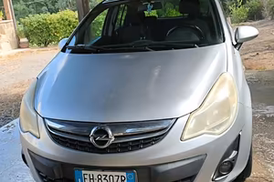 Opel corsa 1.2 gpl