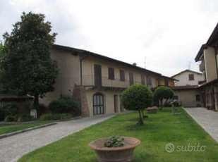 Edificio a Romano di Lombardia (BG)
