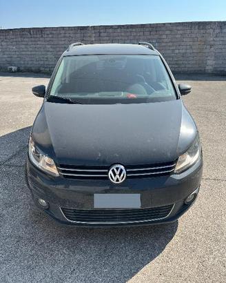 TOURAN VOLKSWAGEN