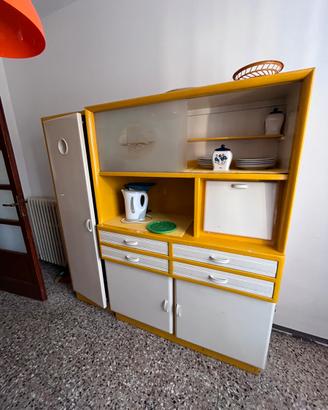 Credenza e tavolo vintage anni 50-60