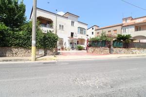 3 LOCALI A CASERTA