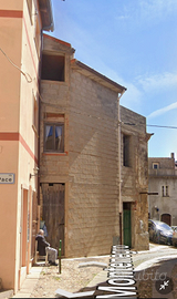 Casa singolo lotto unico 3 piani a Sennori