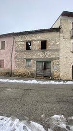 Ovindoli (Santa Iona) rudere doppio