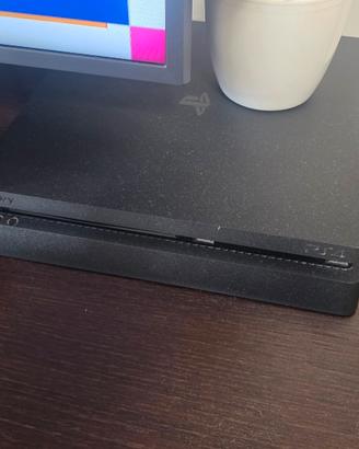 PlayStation 4 500 gb slim 