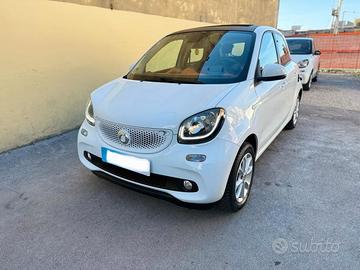 SMART FORFOUR CABRIO
