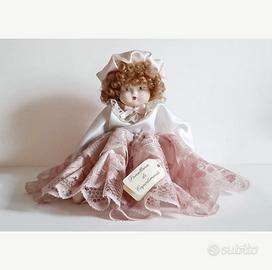 Bambola in porcellana di CAPODIMONTE