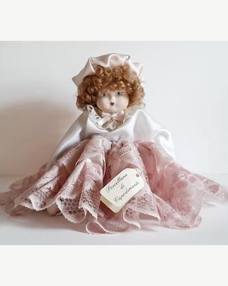 Bambola in porcellana di CAPODIMONTE