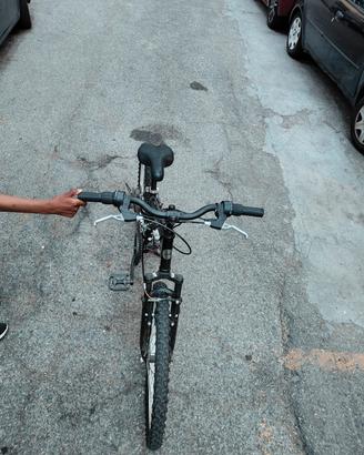 bicicletta in buone condizioni