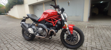Ducati Monster 821