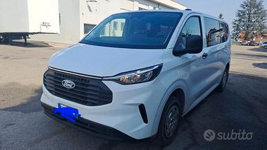 FORD TRANSIT CUSTOM 320 L2 H1 9 POSTI PASSO LUNGO