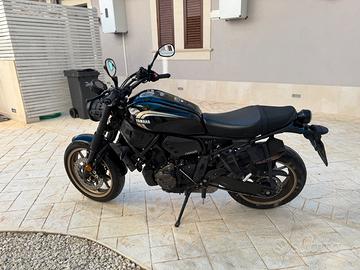 Yamaha XSR 700