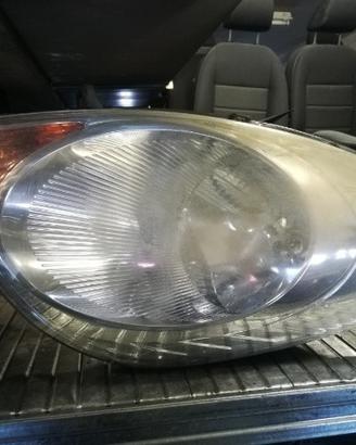 Proiettore sinistro NISSAN NOTE del 2007