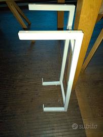 Porta PC desktop sospeso 