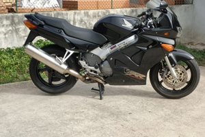 Honda VFR 800