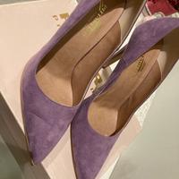 Scarpe decolte in camoscio n.39 lilla praticamente