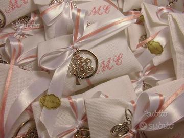 Bomboniera porta chiavi o segna libro