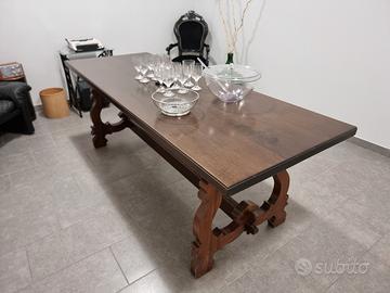 Tavolo in legno vero modello FRATTINO.