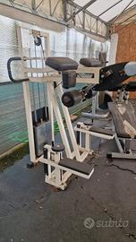 attrezzi technogym 100 euro