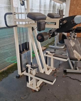 attrezzi technogym 100 euro