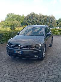 Auto Volkswagen Tiguan 1.6 TDI