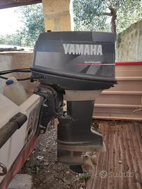 Barca motore e carrello