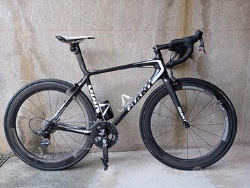  bici  corsa  GIANT TCR misura M
