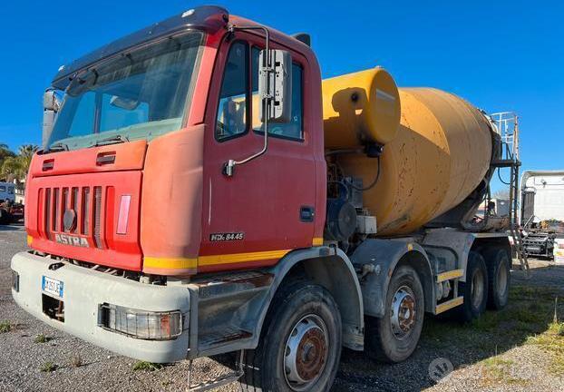 ASTRA 8445 HD 7 4 Assi betoniera motore Ausiliario
