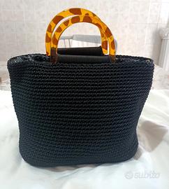 borsa all'uncinetto nera 