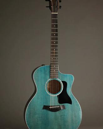 Taylor 214 CE DLX Trans Blue, Limited Edition