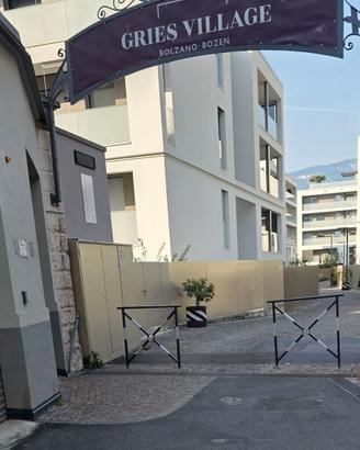 Garage al Gries Village