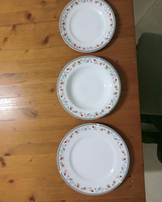 Servizio piatti ceramica