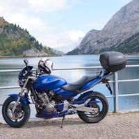 Honda Hornet 600 CBF600 con scarico perfetta