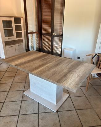 Tavolo allungabile stile rustico