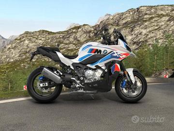 BMW M 1000 XR