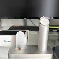 Stand per ricaticare iphone e Apple Watch