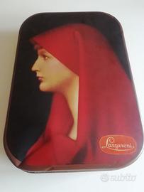 Scatola  vintage Lazzaroni con immagine Fabiola 
