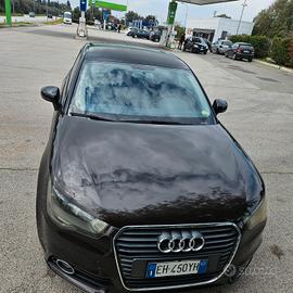 AUDI A 1