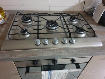 piano cottura indesit 5 fuochi