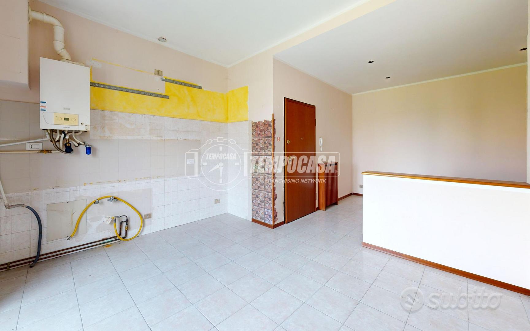 Apartment in Rovellasca, Como - Vista 3