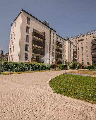 4 LOCALI A MILANO