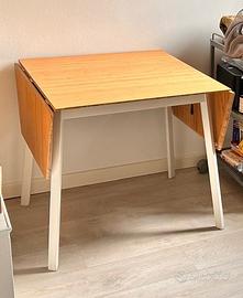 Tavolo da pranzo in bambù, pieghevole, usato