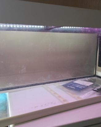 acquario con luci led 190litri