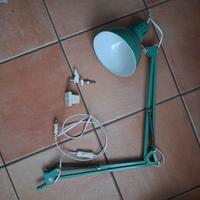 Lampada da lavoro scrivania verde salvia ikea