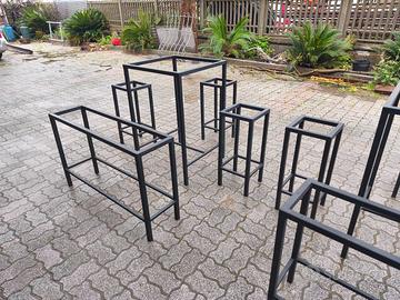 Produzione tavolini e sgabelli di varie misure