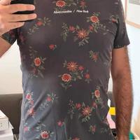 T-shirt Abercrombie & Fitch