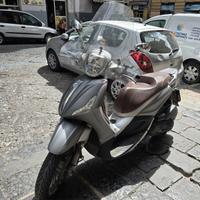 Piaggio Beverly 300